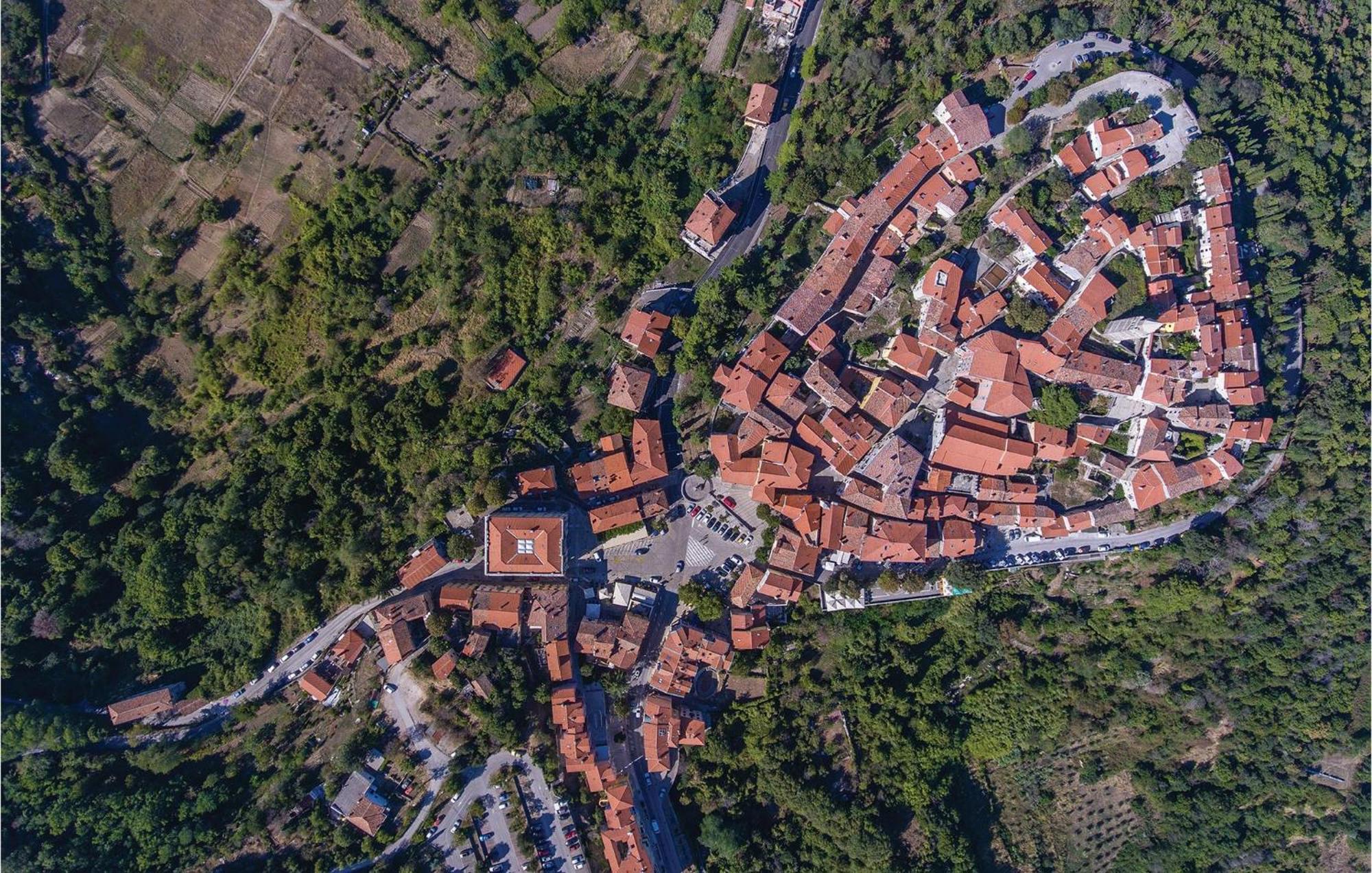 Amazing Apartment In Labin With House Sea View ภายนอก รูปภาพ