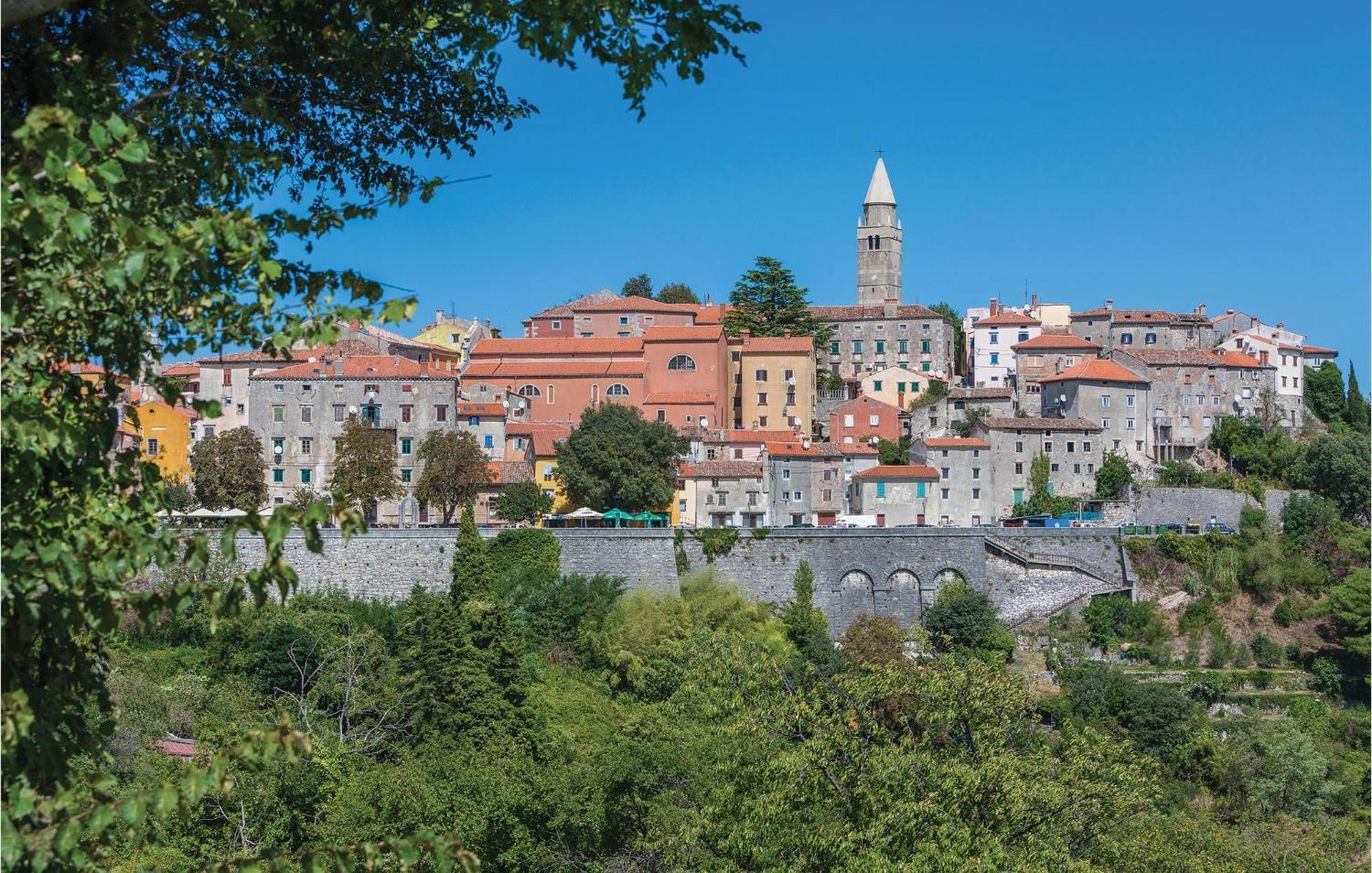 Amazing Apartment In Labin With House Sea View ภายนอก รูปภาพ